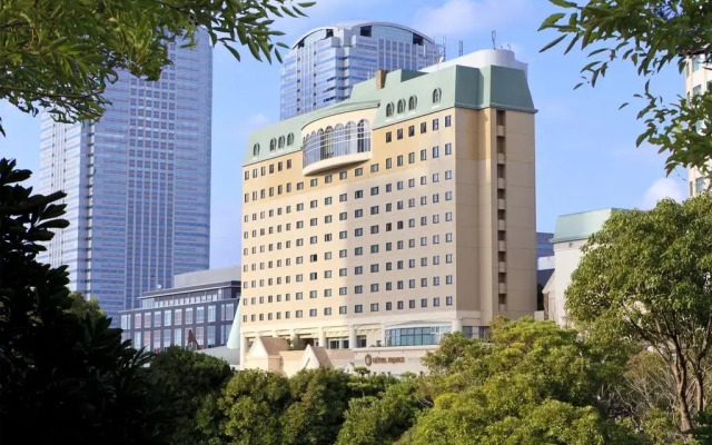 Hotel Francs вид на фасад