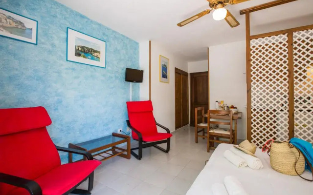 Отель Estel Blanc Apartaments - Adults Only Испания, Кала-эн-Форкат - отзывы, цены и фото номеров - забронировать отель Estel Blanc Apartaments - Adults Only онлайн комната для гостей