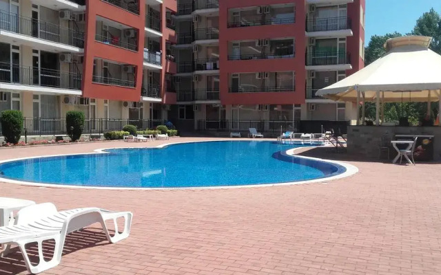 Отель Sunset Beach 3 Economy Studio Болгария, Солнечный берег - отзывы, цены и фото номеров - забронировать отель Sunset Beach 3 Economy Studio онлайн бассейн