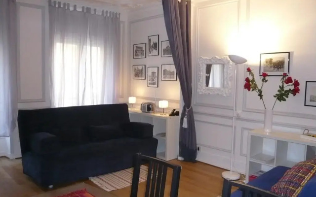 Отель Parisian Home Bourse 102140 комната для гостей