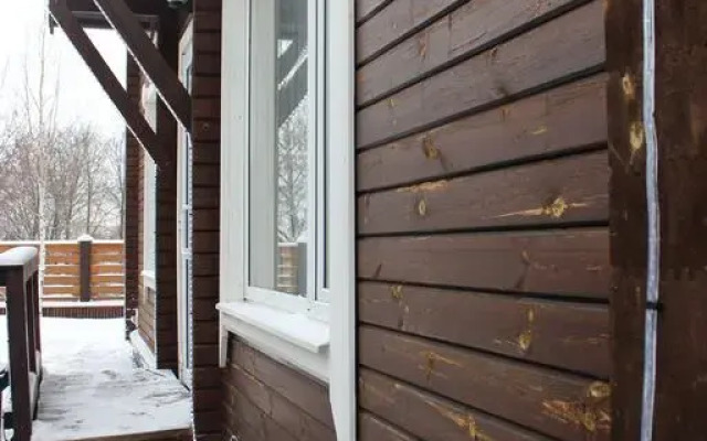 Crocus Art Hotel вид на фасад