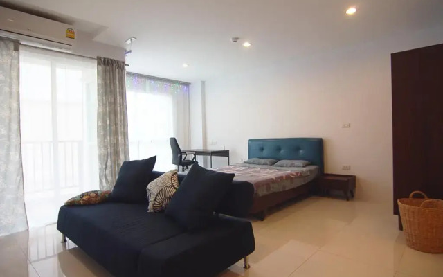 Отель Diamond Suite 2BR Apt in Thappraya Паттайя комната для гостей