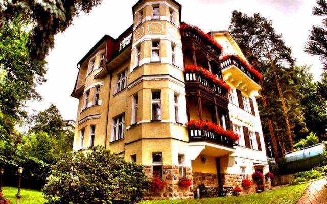Hotel Jadran Karlovy Vary 0