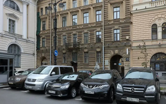 Апартаменты Ostrovskogo Apartment Санкт-Петербург парковка