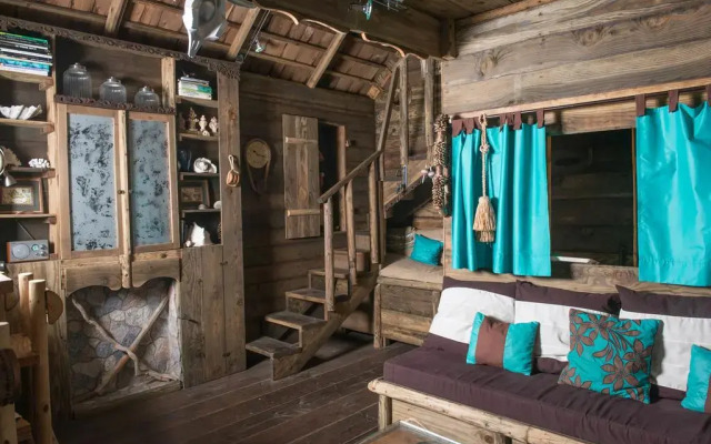 Отель Chalet de tahiti комната для гостей