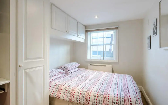 Отель Cosy 1 Bedroomed Central London Великобритания, Лондон - отзывы, цены и фото номеров - забронировать отель Cosy 1 Bedroomed Central London онлайн комната для гостей