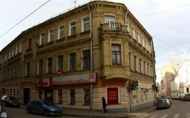 Hotel Na Lyalinom вид на фасад