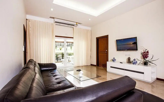 Апартаменты Pratumnak Hill Apartment 2 Bedroom Паттайя комната для гостей