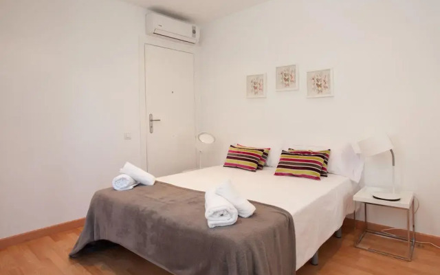 Апартаменты Apartment The White Duplex комната для гостей
