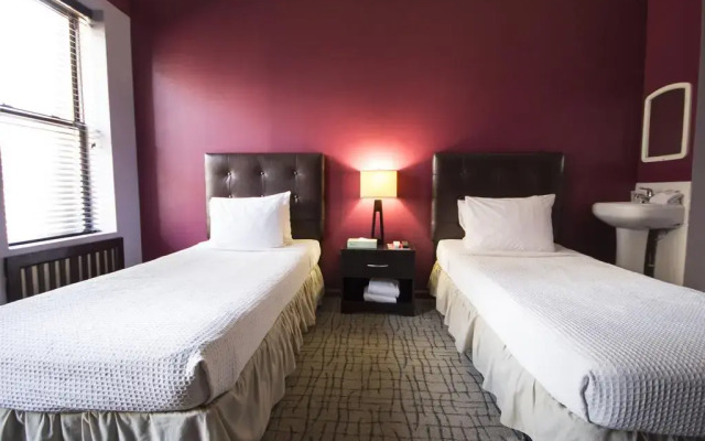 Отель Broadway Hotel and Hostel США, Нью-Йорк - 2 отзыва об отеле, цены и фото номеров - забронировать отель Broadway Hotel and Hostel онлайн вид на фасад