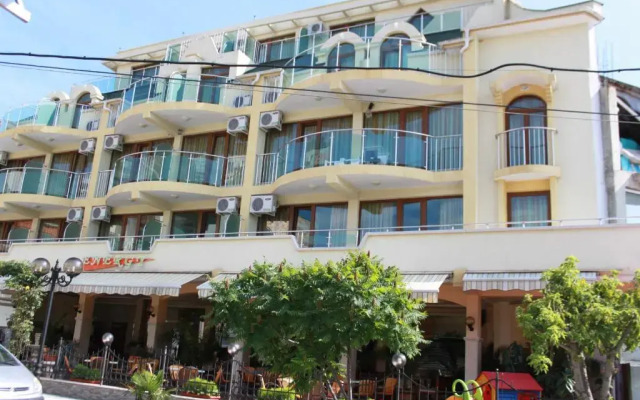 Hotel Energy вид на фасад