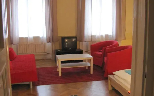 Апартаменты Királyi Apartment комната для гостей