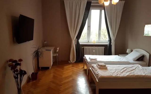 Отель Apartament Vis-A-Vis Targów Poznańskich Польша, Познань - отзывы, цены и фото номеров - забронировать отель Apartament Vis-A-Vis Targów Poznańskich онлайн комната для гостей