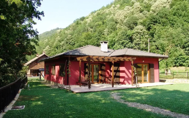 Отель Boyana Vacation Houses развлечения