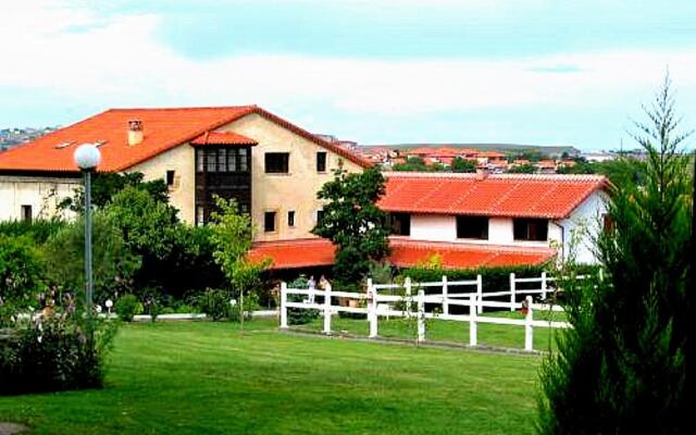 Отель Casona Las Cinco Calderas вид на фасад
