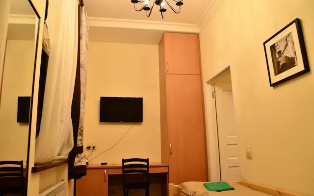 Хостел Белокоричи