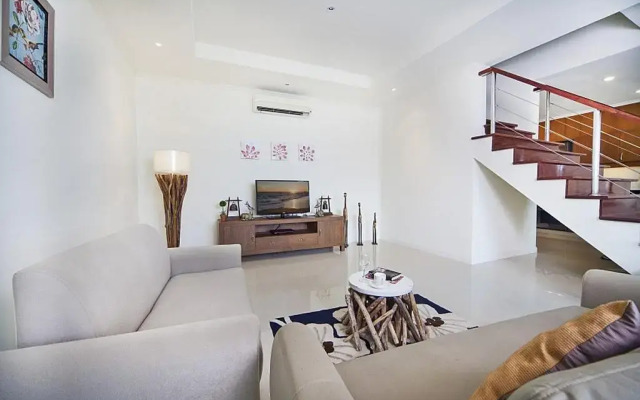 Отель Karon Hill Villa 20 Пхукет комната для гостей