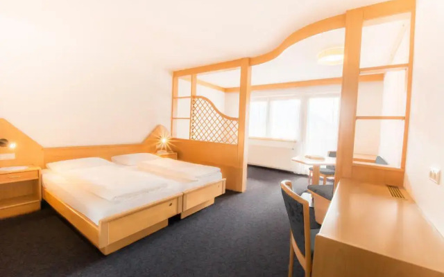 Отель Familienhotel Viktoria Монклассико комната для гостей