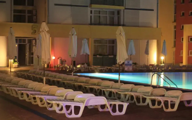 Отель Elit 3 Holiday Apartments Болгария, Солнечный берег - отзывы, цены и фото номеров - забронировать отель Elit 3 Holiday Apartments онлайн вид на фасад