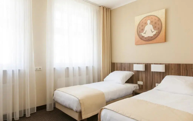 Отель Mandala Hostel & Apartments Польша, Познань - отзывы, цены и фото номеров - забронировать отель Mandala Hostel & Apartments онлайн комната для гостей