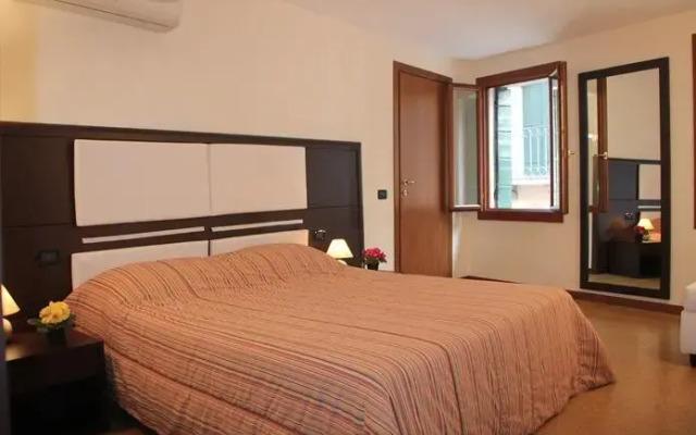 Апартаменты Vip Venice Apartments Венеция комната для гостей