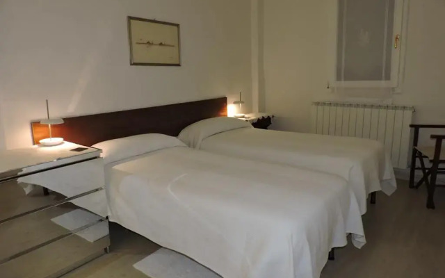 Отель Bed & Breakfast da Jo Италия, Болонья - отзывы, цены и фото номеров - забронировать отель Bed & Breakfast da Jo онлайн комната для гостей