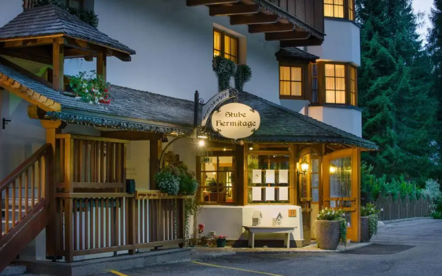 Отель Biohotel Hermitage Горнолыжный курорт Скирама Доломити Адамелло Брента вид на фасад