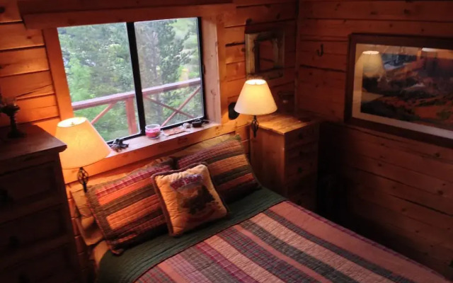 Deer Creek Log Cabin In Colorado Evergreen United States Of