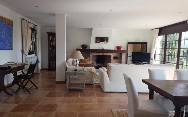 Отель Villa Pantanal in Golf Costa Brava комната для гостей