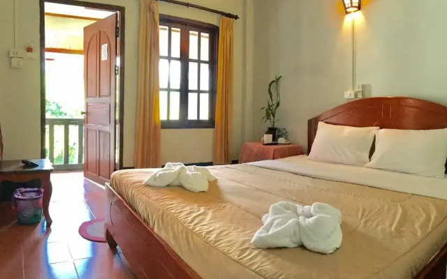 Отель Viengkham Moungkhoun Guesthouse комната для гостей