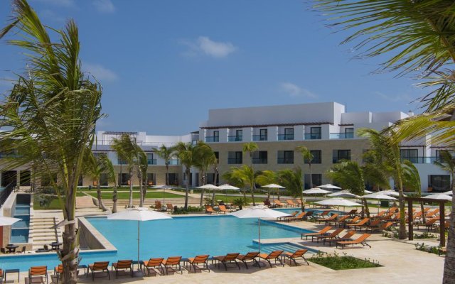AlSol Tiara Cap Cana Boutique Resort - All Inclusive 1
