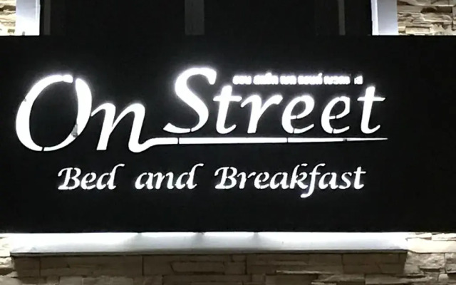 Отель On Street Bed And Breakfast вид на фасад