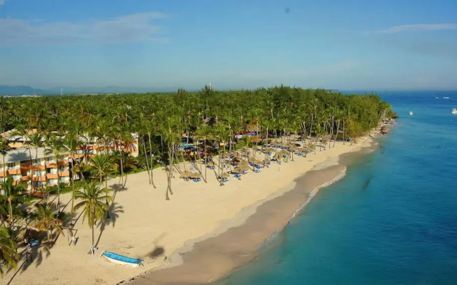 Отель Barcelo Dominican Beach All Inclusive Доминикана, Пунта Кана - отзывы, цены и фото номеров - забронировать отель Barcelo Dominican Beach All Inclusive онлайн пляж