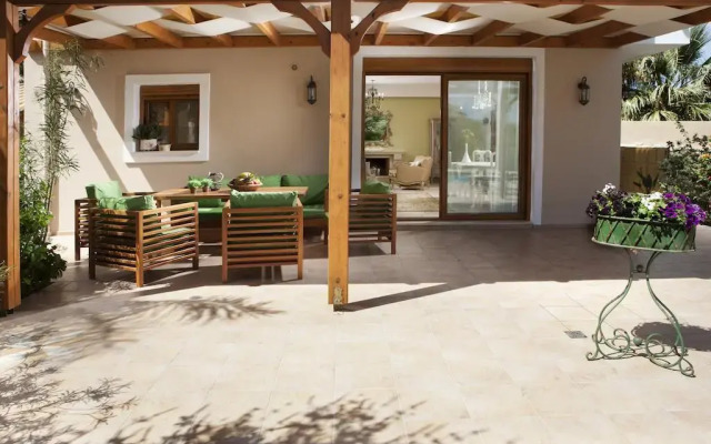 Отель Pandora Villas вид на фасад