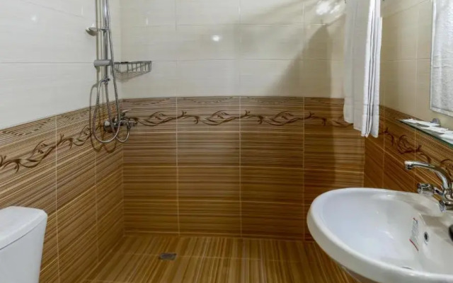 Отель Five Stars Spa Hotel Болгария, Ардино - отзывы, цены и фото номеров - забронировать отель Five Stars Spa Hotel онлайн ванная