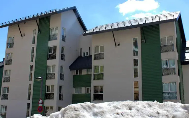 Отель Apartamentos Tratewo вид на фасад