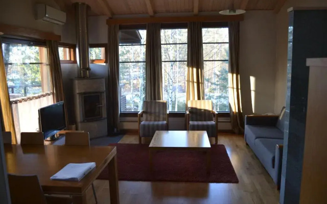 Отель Ukonniemi Spa Apartments Финляндия, Иматра - отзывы, цены и фото номеров - забронировать отель Ukonniemi Spa Apartments онлайн комната для гостей
