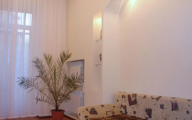 Апартаменты Home Center Kiev Apartments комната для гостей