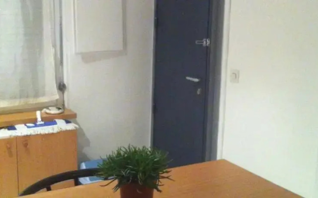 Отель Les Abbesses комната для гостей