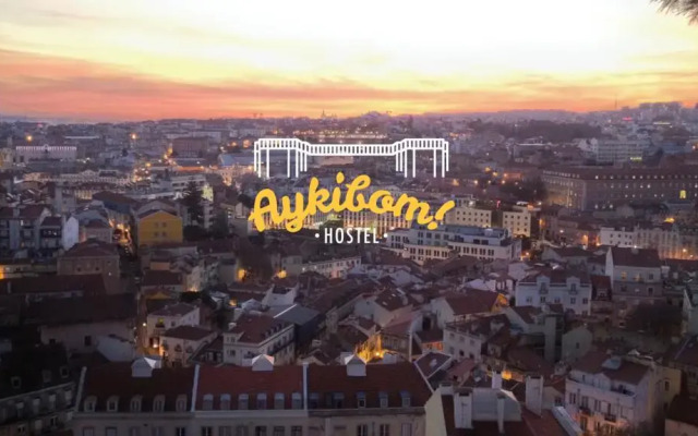 Aykibom Hostel вид на фасад