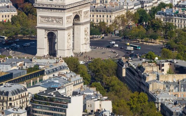 Mercure Paris Arc de Triomphe Etoile 0