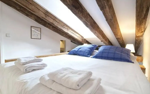 Отель Friendly Rentals Chueca Duplex II комната для гостей