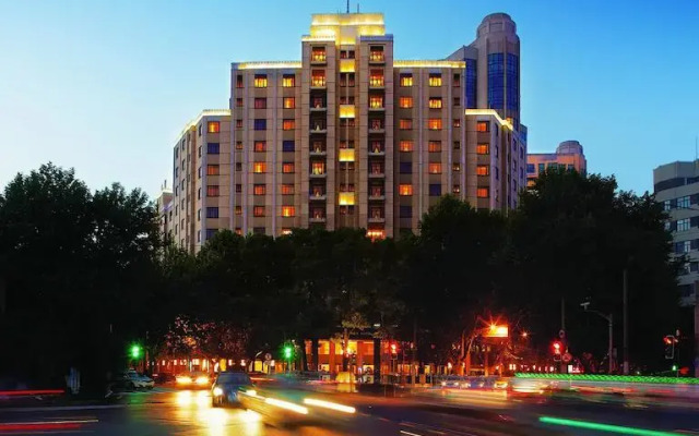 Hengshan Picardie Hotel вид на фасад