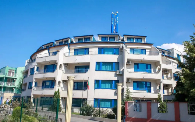 Atoss Hotel Солнечный берег вид на фасад