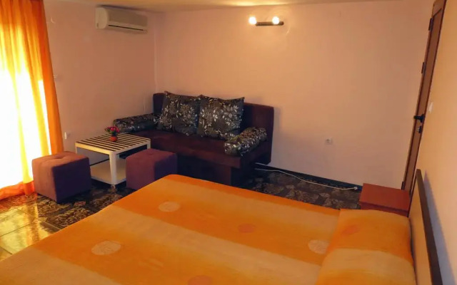 Family Hotel Lebed комната для гостей