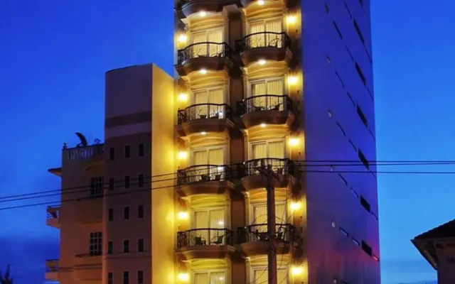 Fairy Bay Hotel вид на фасад