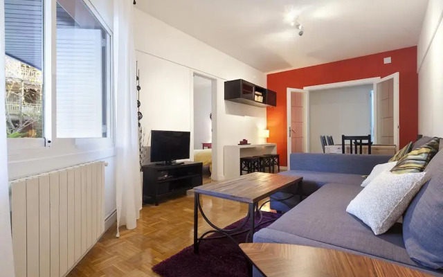 Апартаменты Arco De Triunfo Apartment Барселона комната для гостей