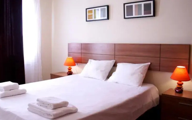 Отель Old Town Apartments Испания, Барселона - отзывы, цены и фото номеров - забронировать отель Old Town Apartments онлайн комната для гостей