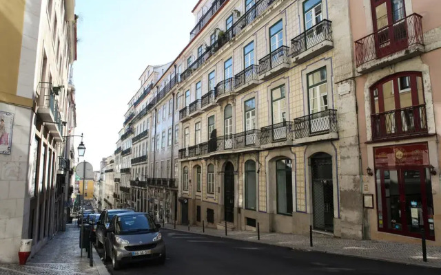 Апартаменты Fascinating Apartment in Historic Lisbon вид на фасад
