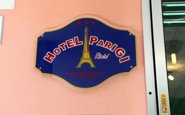 Hotel Parigi вид на фасад